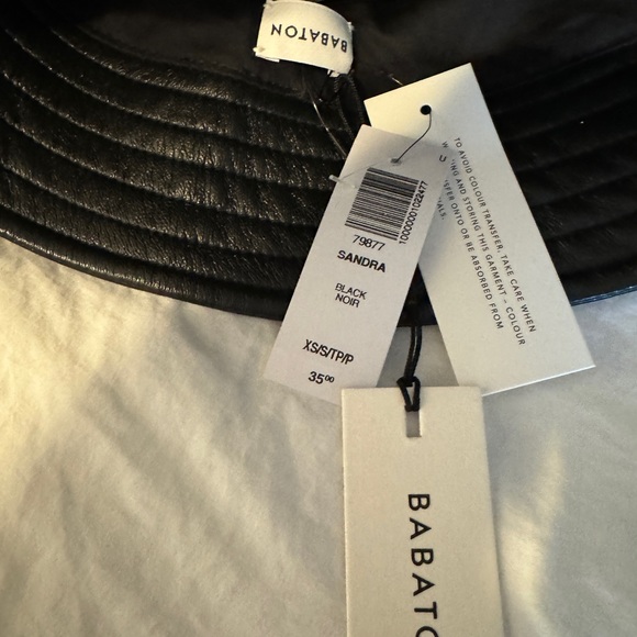 Aritzia Babaton Faux Leather Bucket Hat - Picture 4 of 7